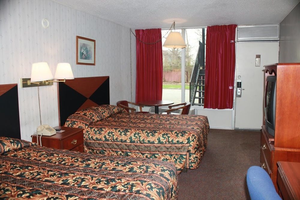 Red Carpet Inn - Louisville Kültér fotó