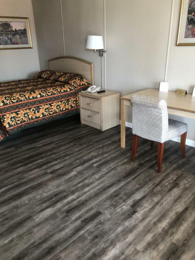 Red Carpet Inn - Louisville Kültér fotó
